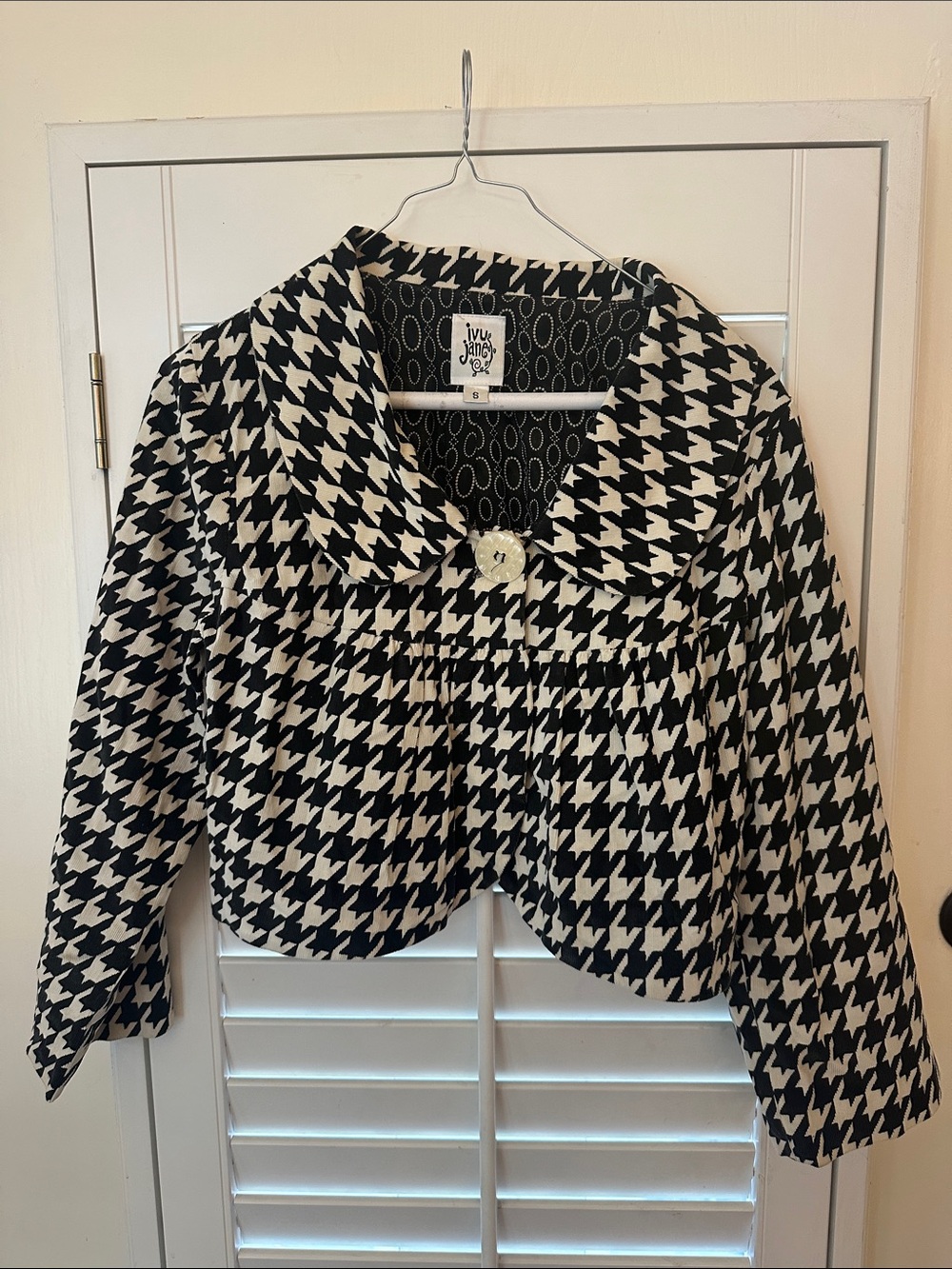 ivy jane Black and White Houndstooth Cropped Blazer